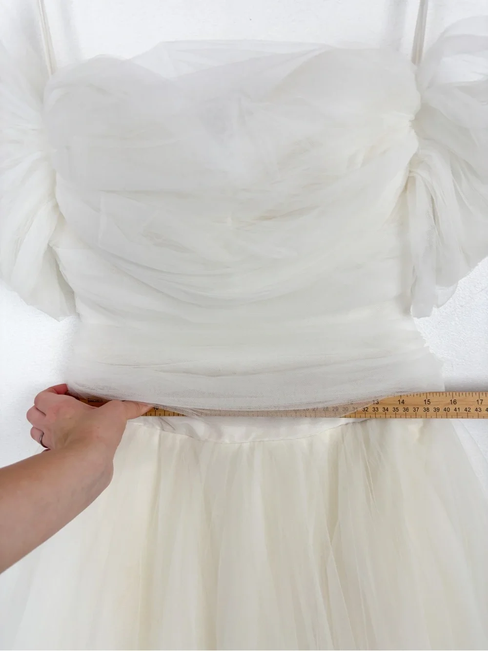 Vintage Oscar de la Renta Ivory Tulle Strapless Wedding Gown Sz S - Picture 11 of 16